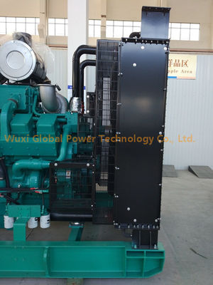650 KVA / 520 KW Cummins Open Diesel Generator Set 50 HZ / 60 HZ Tùy chỉnh bằng nước làm mát nhà cung cấp